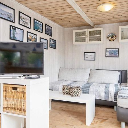 5 Person Holiday Home In ホーフブルグ エクステリア 写真